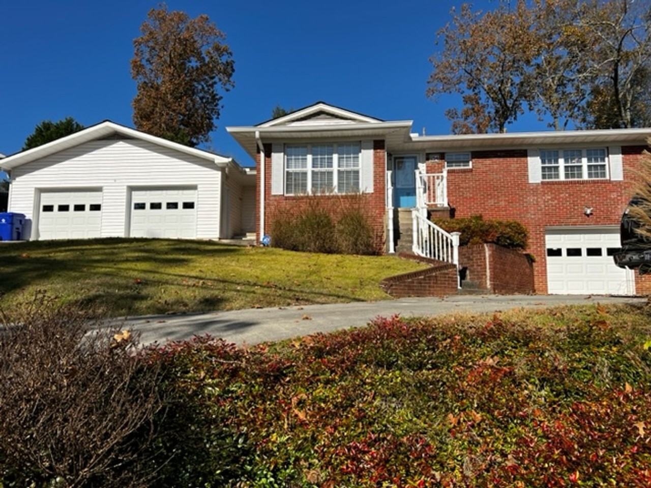 214A Louisiana Ave - Photo 3 of 20