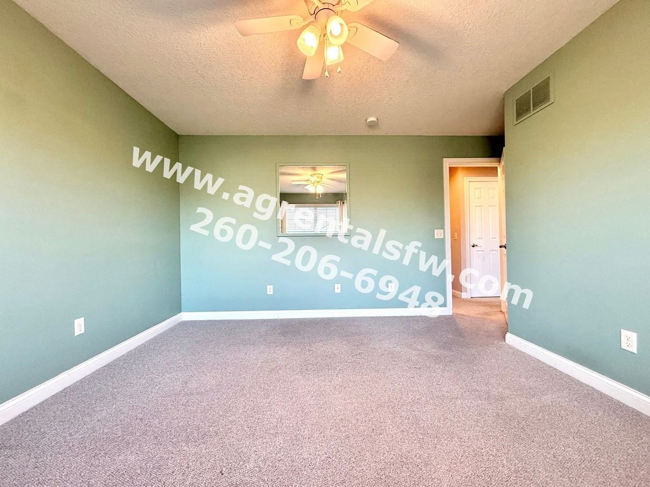 8819 Strathmore Ln - Photo 5 of 22