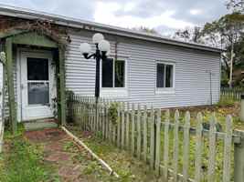 featured image of 98 Greensboro Rd