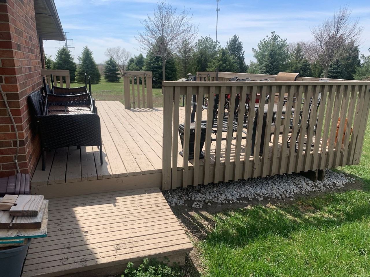 9705 S 98th St - Photo 4 of 6