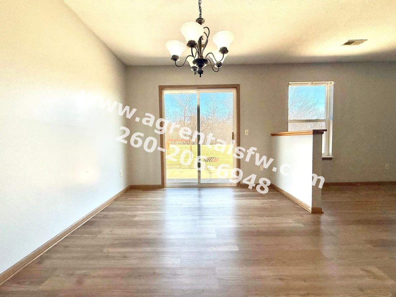 3314 Foxcroft Dr - Photo 4 of 17