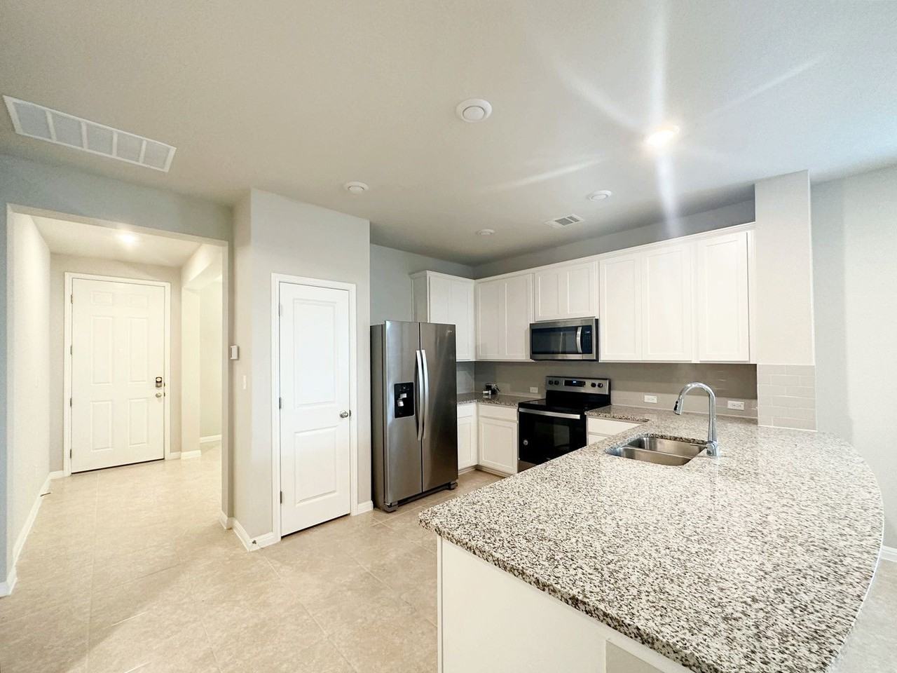 129 Blooming Trl - Photo 4 of 32