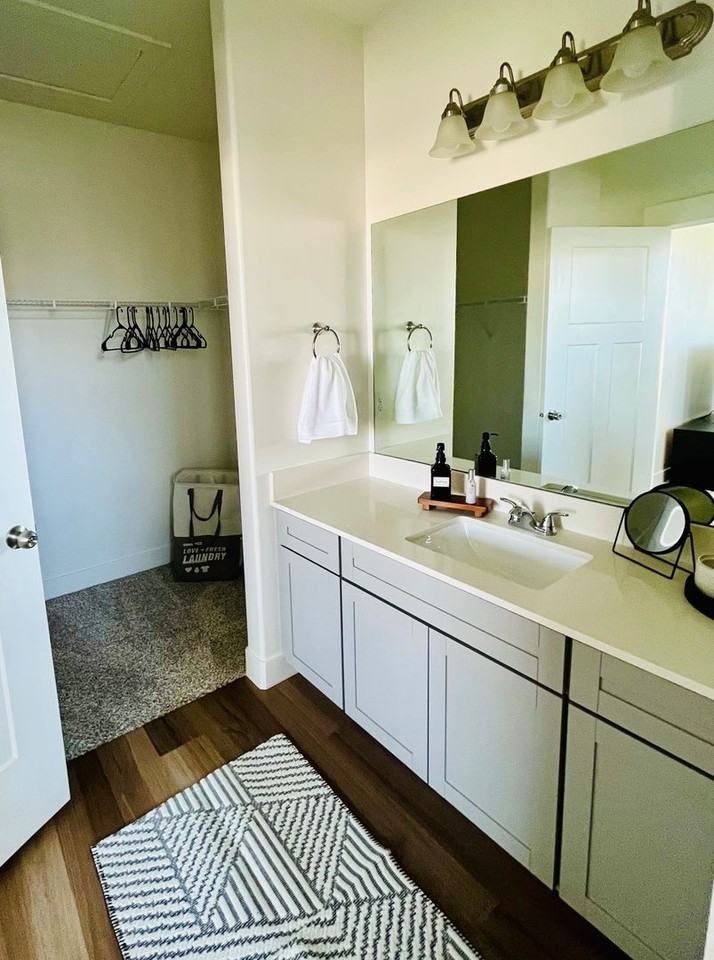 1886 N 3330 W - Photo 5 of 25