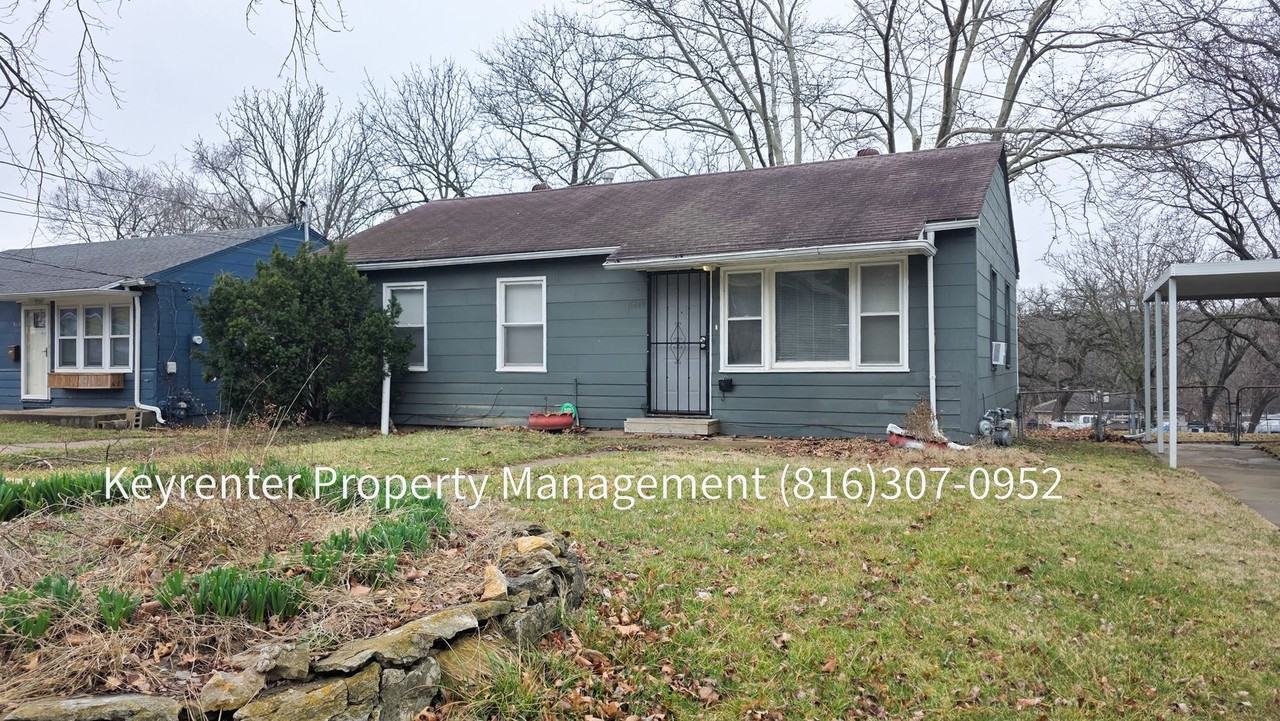 5614 Indiana Ave - Photo 3 of 19