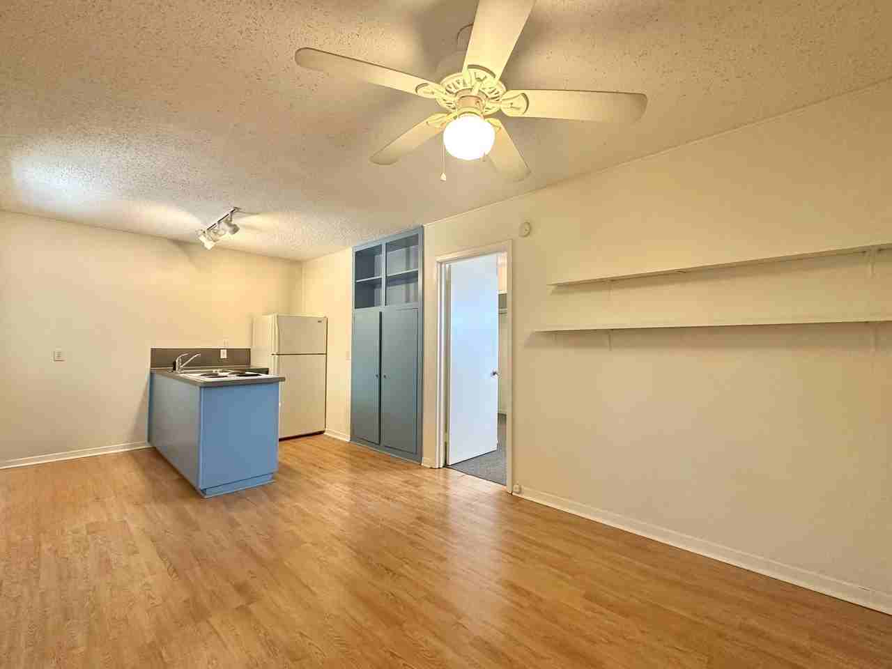 2721 Hemphill Park - Photo 2 of 8