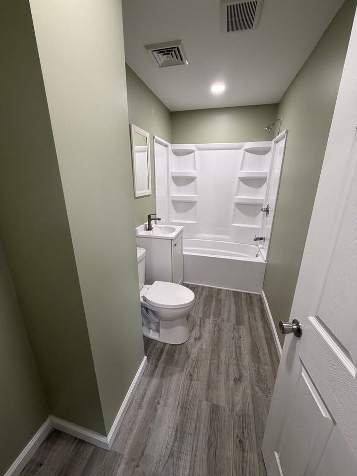 722 S Race St - Photo 4 of 7