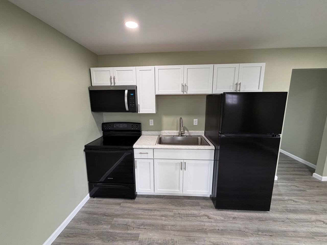 722 S Race St - Photo 7 of 7