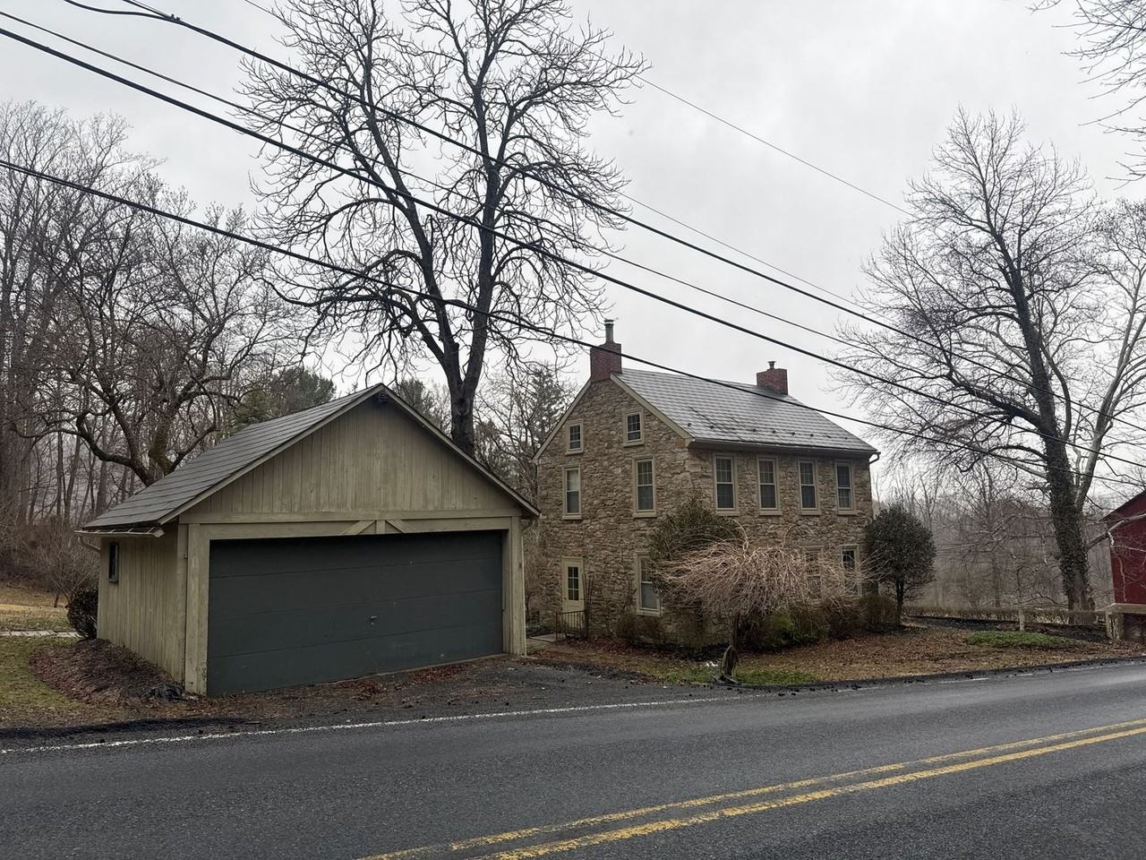 3686 Lower Saucon Rd - Photo 2 of 21