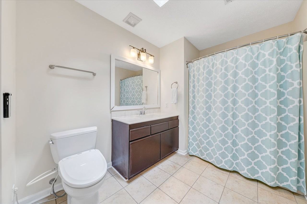 504 Cedar Orchard Dr W - Photo 6 of 14