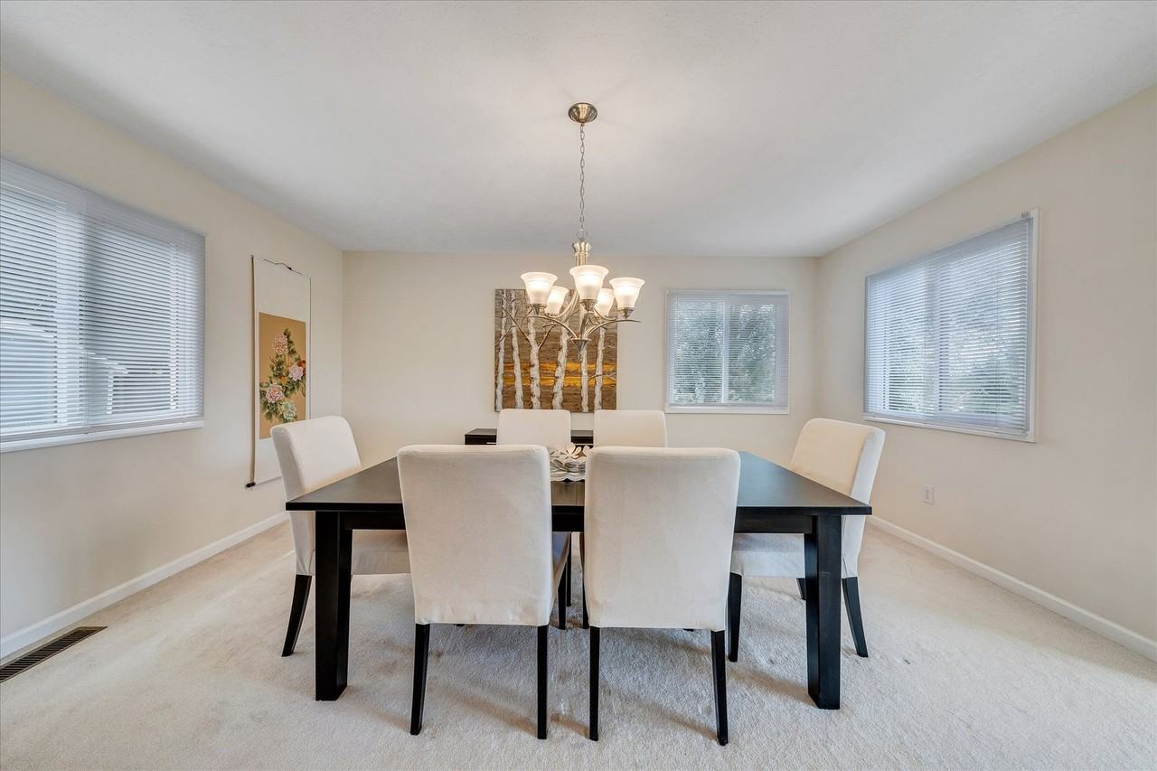 504 Cedar Orchard Dr W - Photo 7 of 14