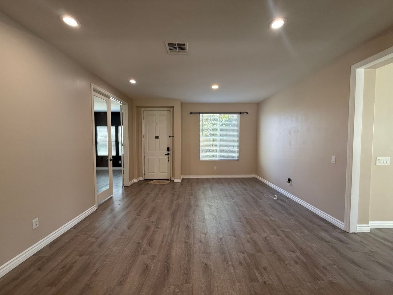 37101 Pergola Ter - Photo 4 of 29