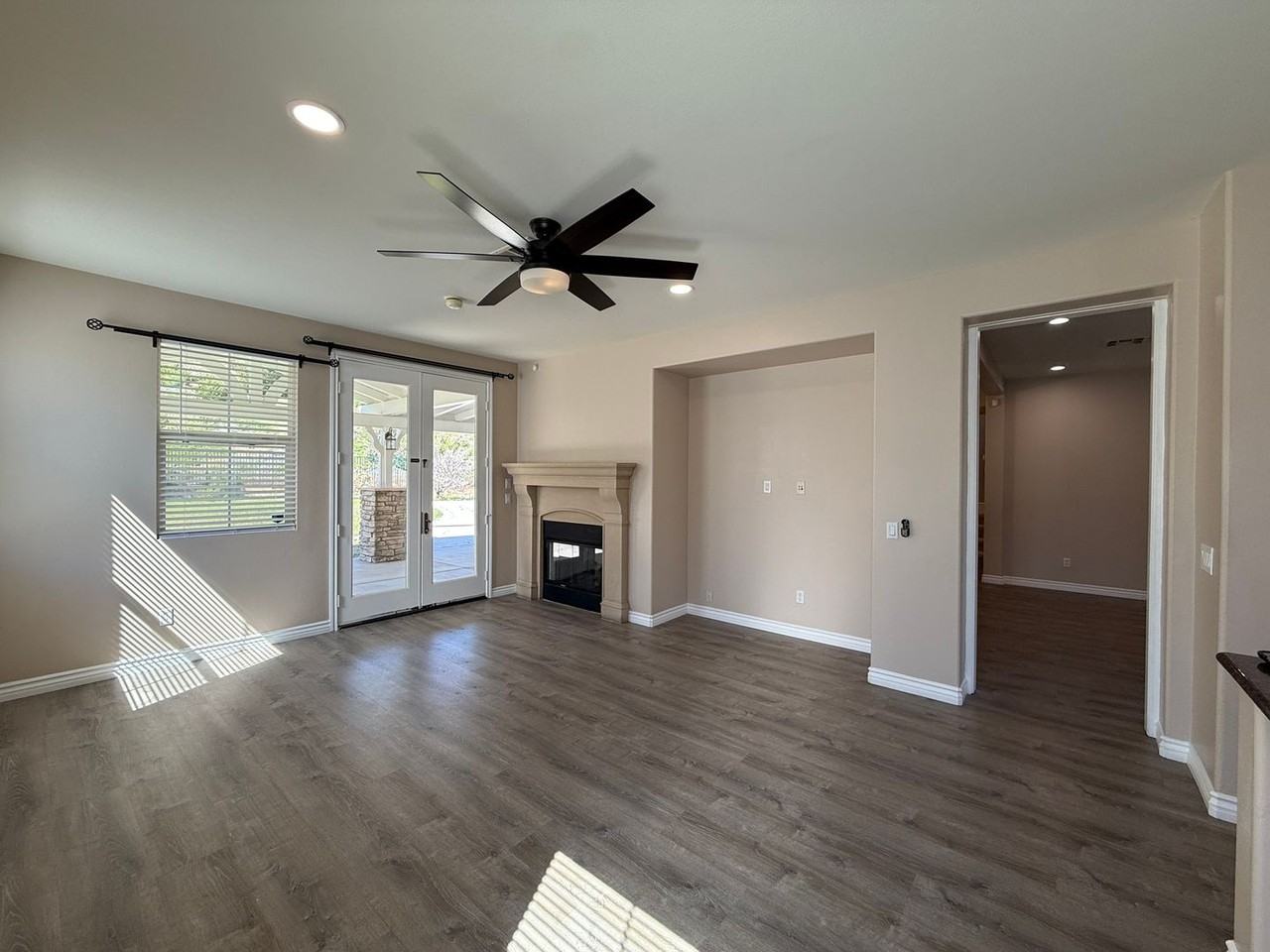 37101 Pergola Ter - Photo 7 of 29