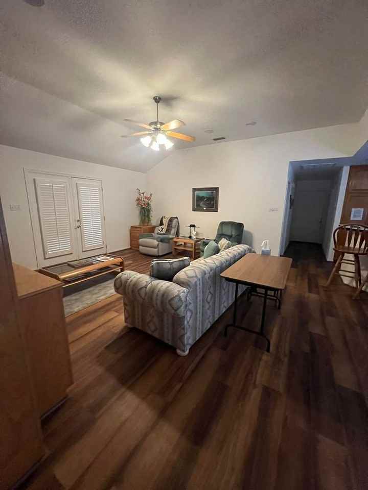 1041 Lytle Creek Dr - Photo 2 of 16