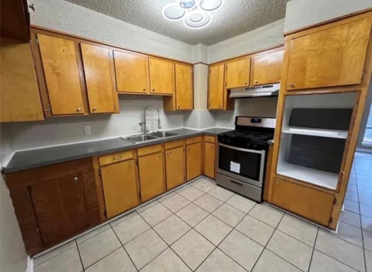 5303 Burdine St - Photo 5 of 11