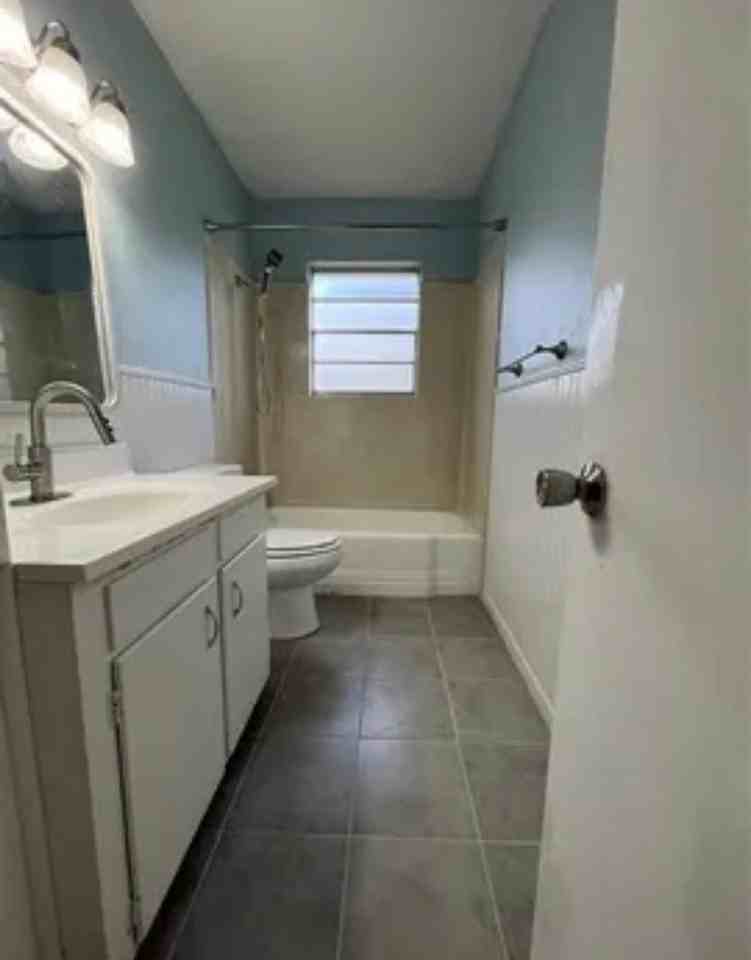 5303 Burdine St - Photo 7 of 11