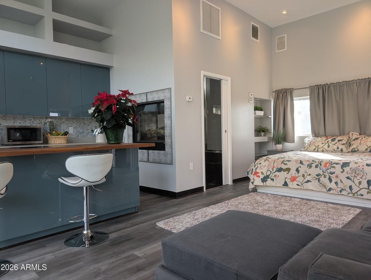 5561 N Gold Dr - Photo 3 of 8