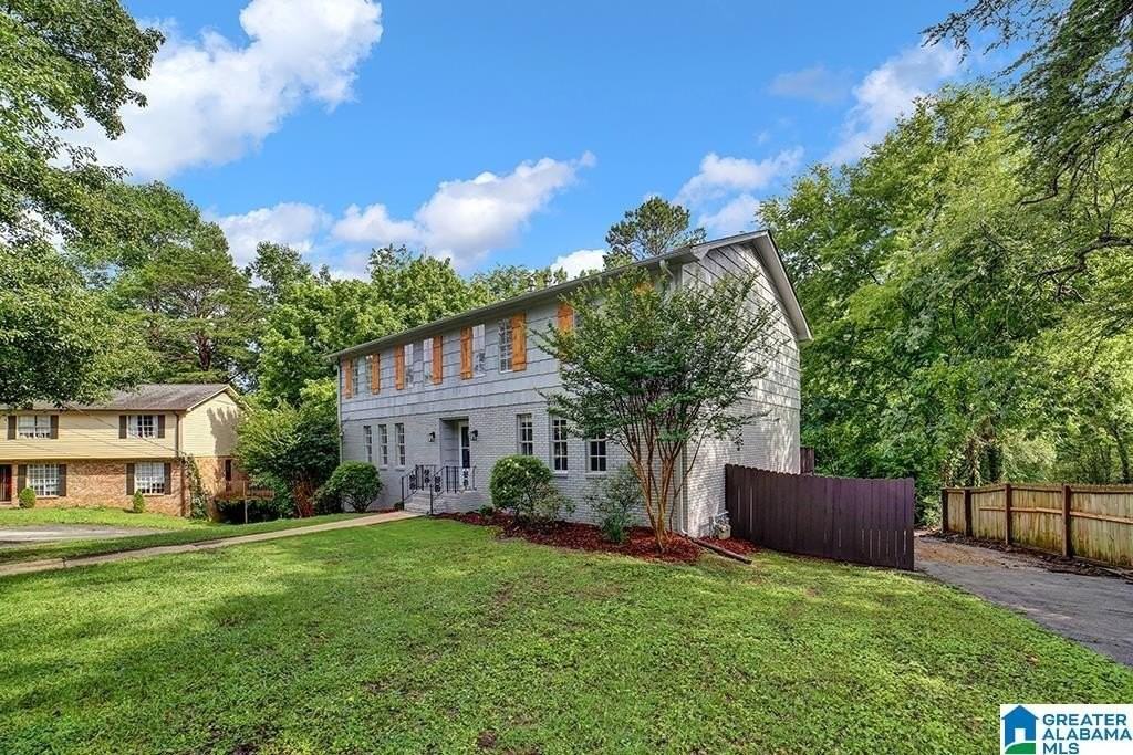 1053 Ivy Creek Trl - Photo 2 of 23