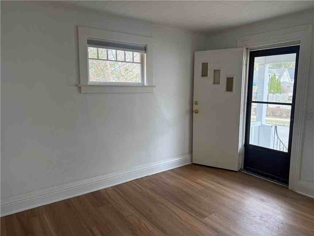 355 Caroline St - Photo 3 of 23