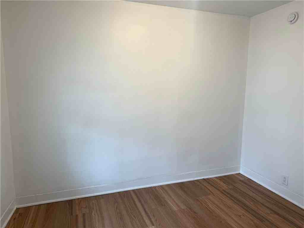 355 Caroline St - Photo 4 of 23