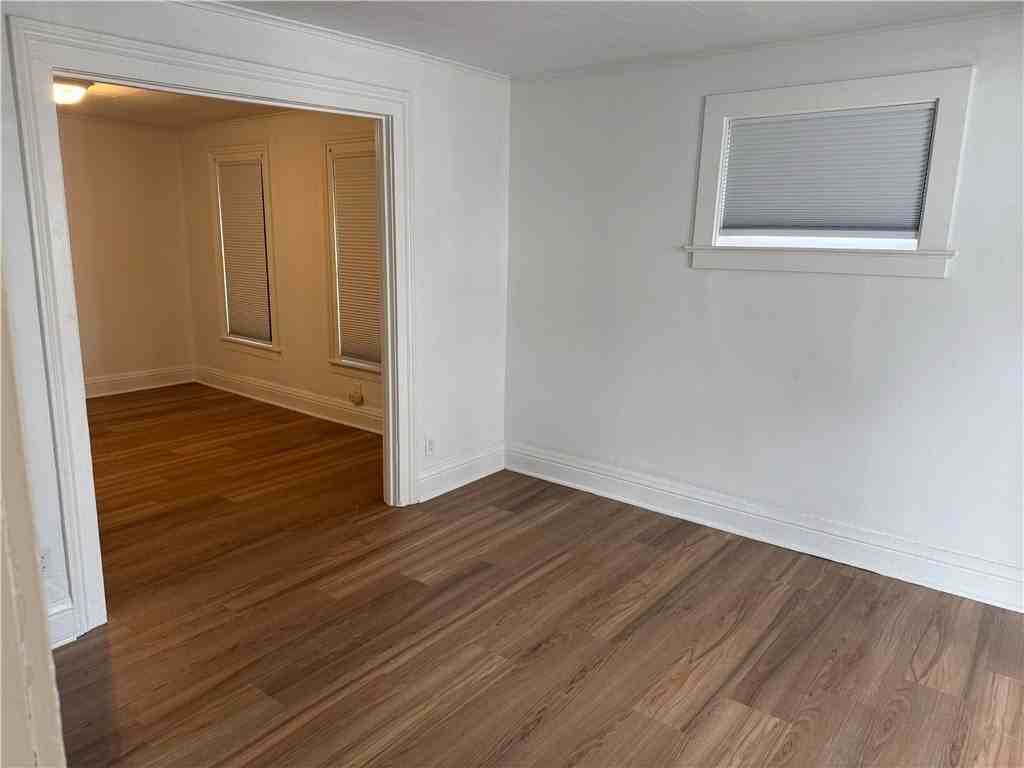 355 Caroline St - Photo 6 of 23