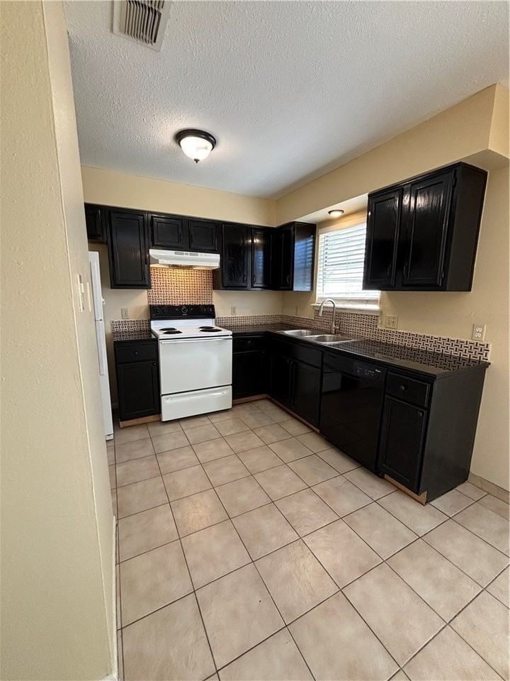 7214 Owen Ct Apt 2 #2 - Photo 7 of 18