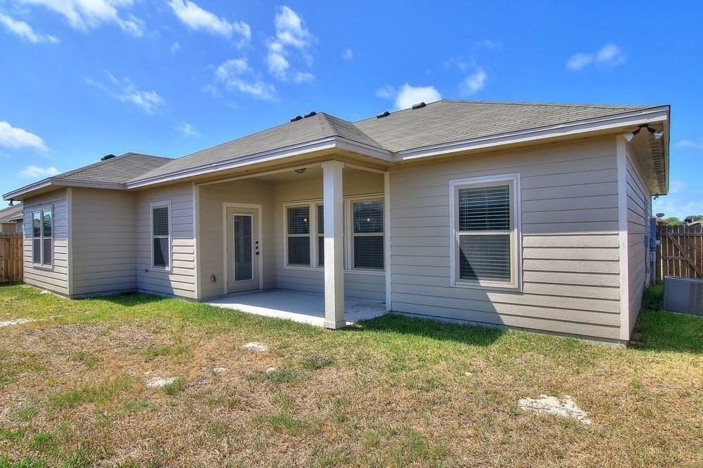 1118 Blackbuck Ln - Photo 2 of 40