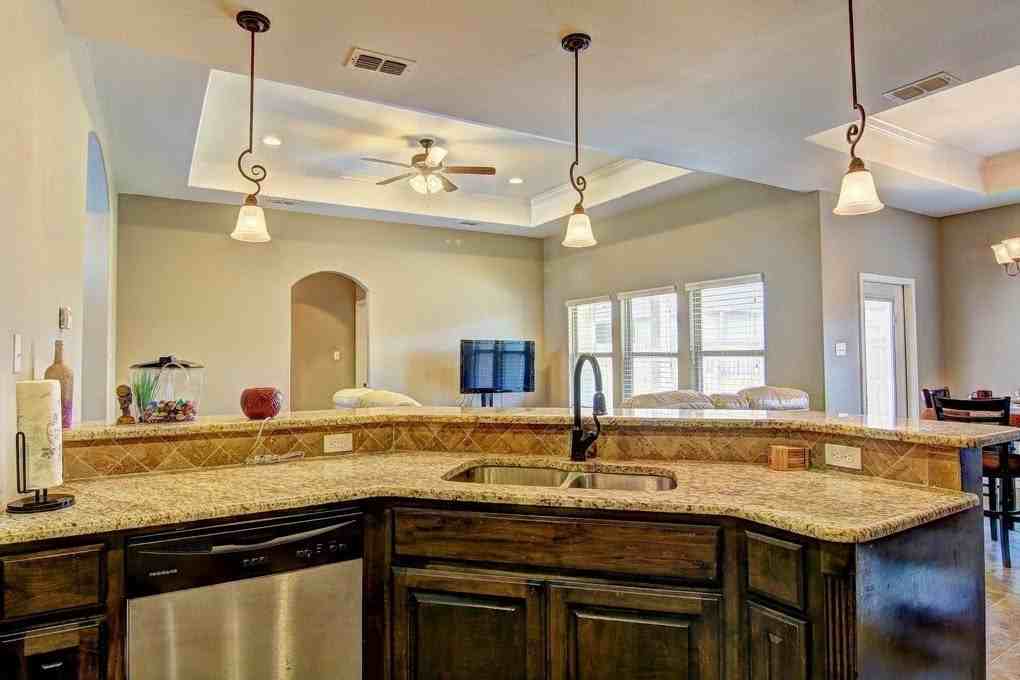 1118 Blackbuck Ln - Photo 7 of 40