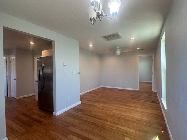 737 Webb St - Photo 2 of 8