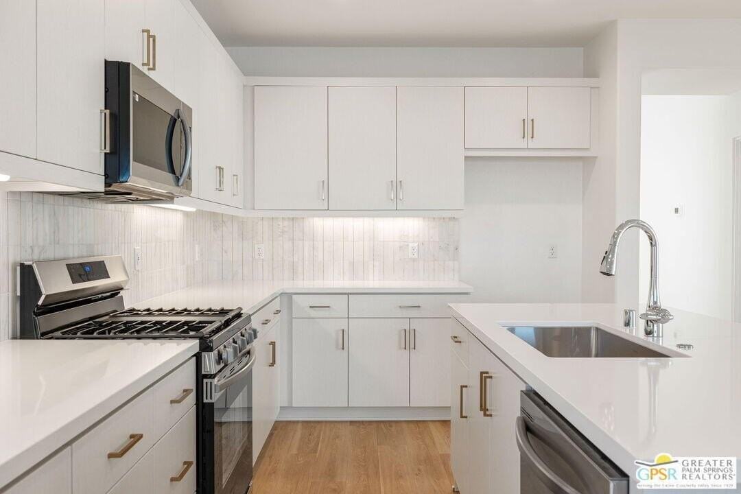 74246 Storke Dr - Photo 6 of 28