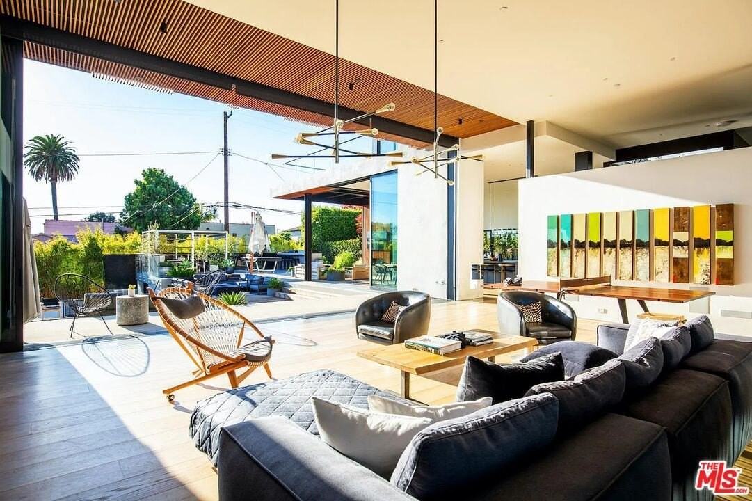 3715 Wasatch Ave - Photo 5 of 34