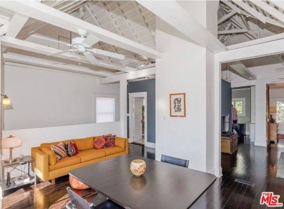 1315 1/2 Kellam Ave - Photo 6 of 12