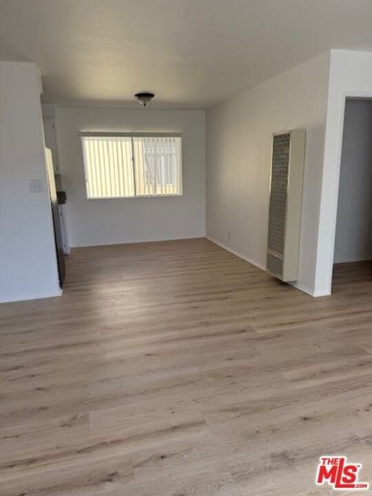 559 Hyde Park Pl Apt 3 - Photo 3 of 13