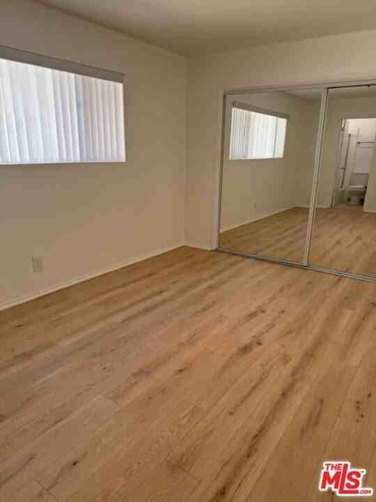 559 Hyde Park Pl Apt 3 - Photo 7 of 13