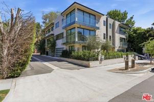 featured image of 11769 Bellagio Rd