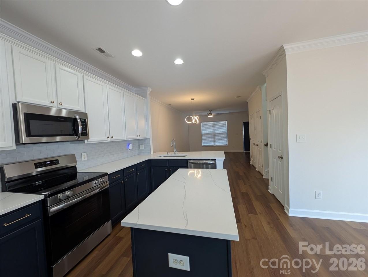 5133 Prosperity Church Rd - Photo 3 of 29