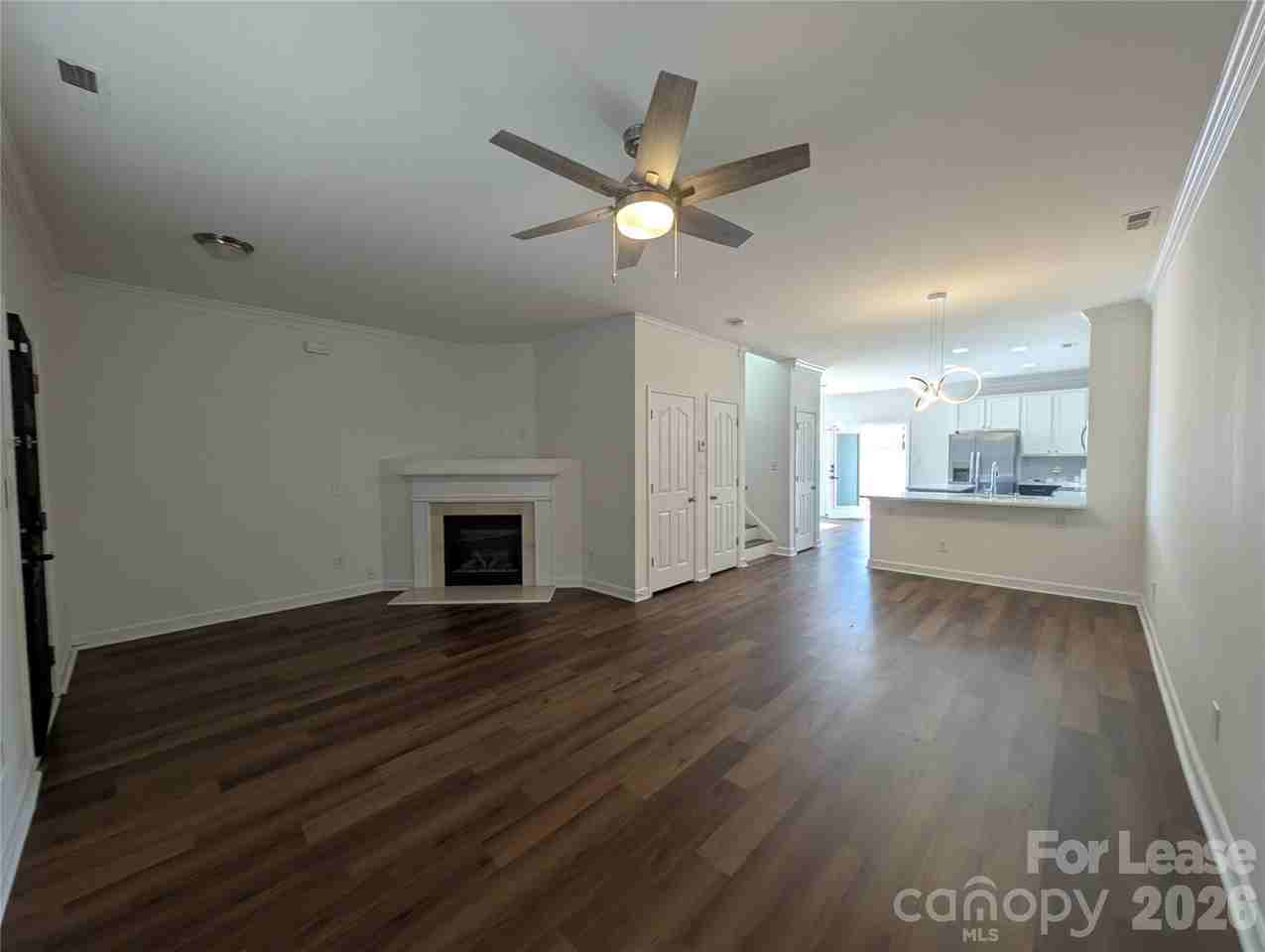 5133 Prosperity Church Rd - Photo 6 of 29