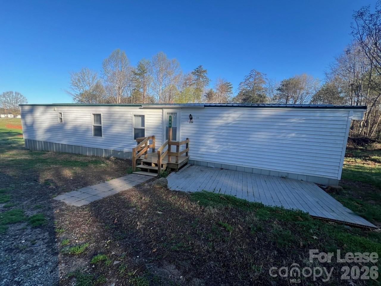 108 Ricks Ln - Photo 2 of 13