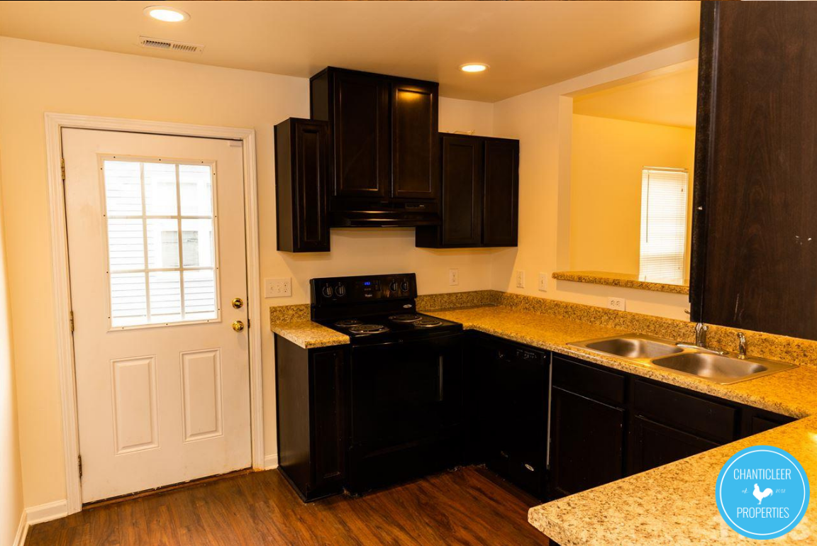 917 Skinner Dr #1 - Photo 4 of 24