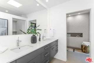 9834 Wanda Park Dr - Photo 5 of 8