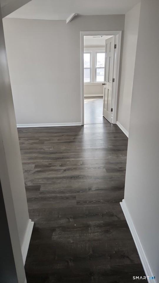 67 Beardsley Park Terrace unit: 2Nd & 3Rd Fls. - Photo 6 of 14