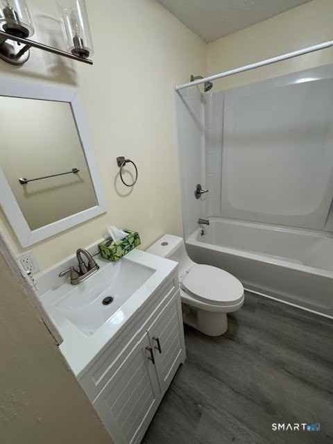 15 Kent Ct Unit 4 - Photo 2 of 15