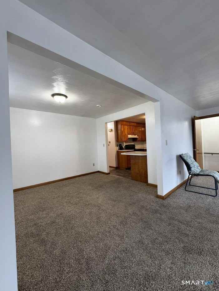 16 Grove St - Photo 5 of 12