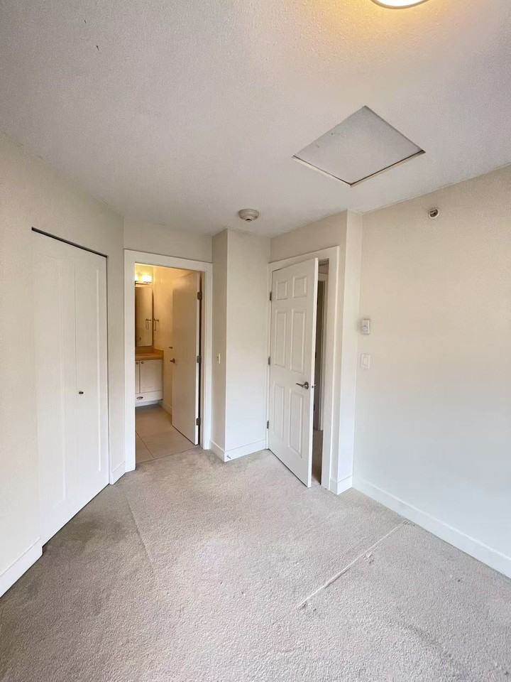 3200 Noel Drive - Photo 7 of 16