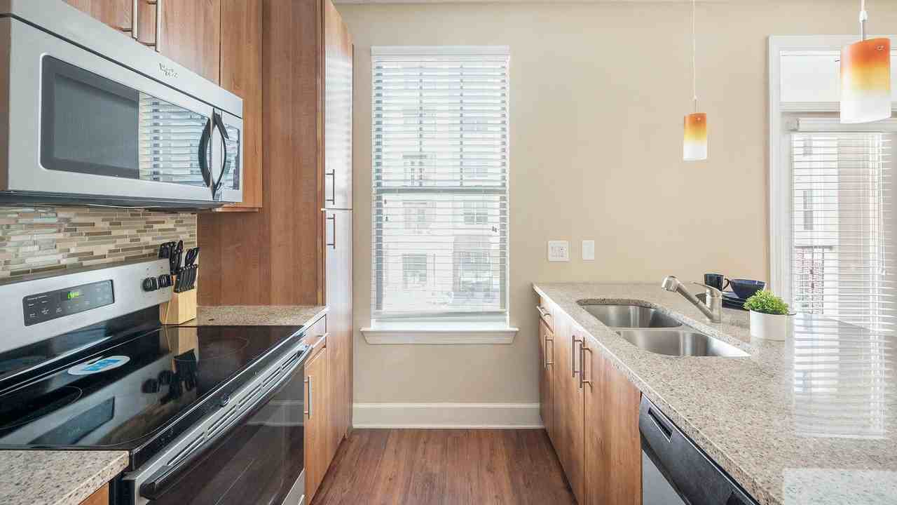 31st Ave N - Photo 2 of 10