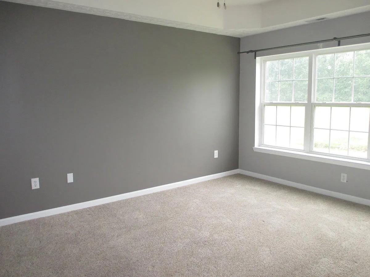 9118 Clubhouse Dr #1 - Photo 4 of 6