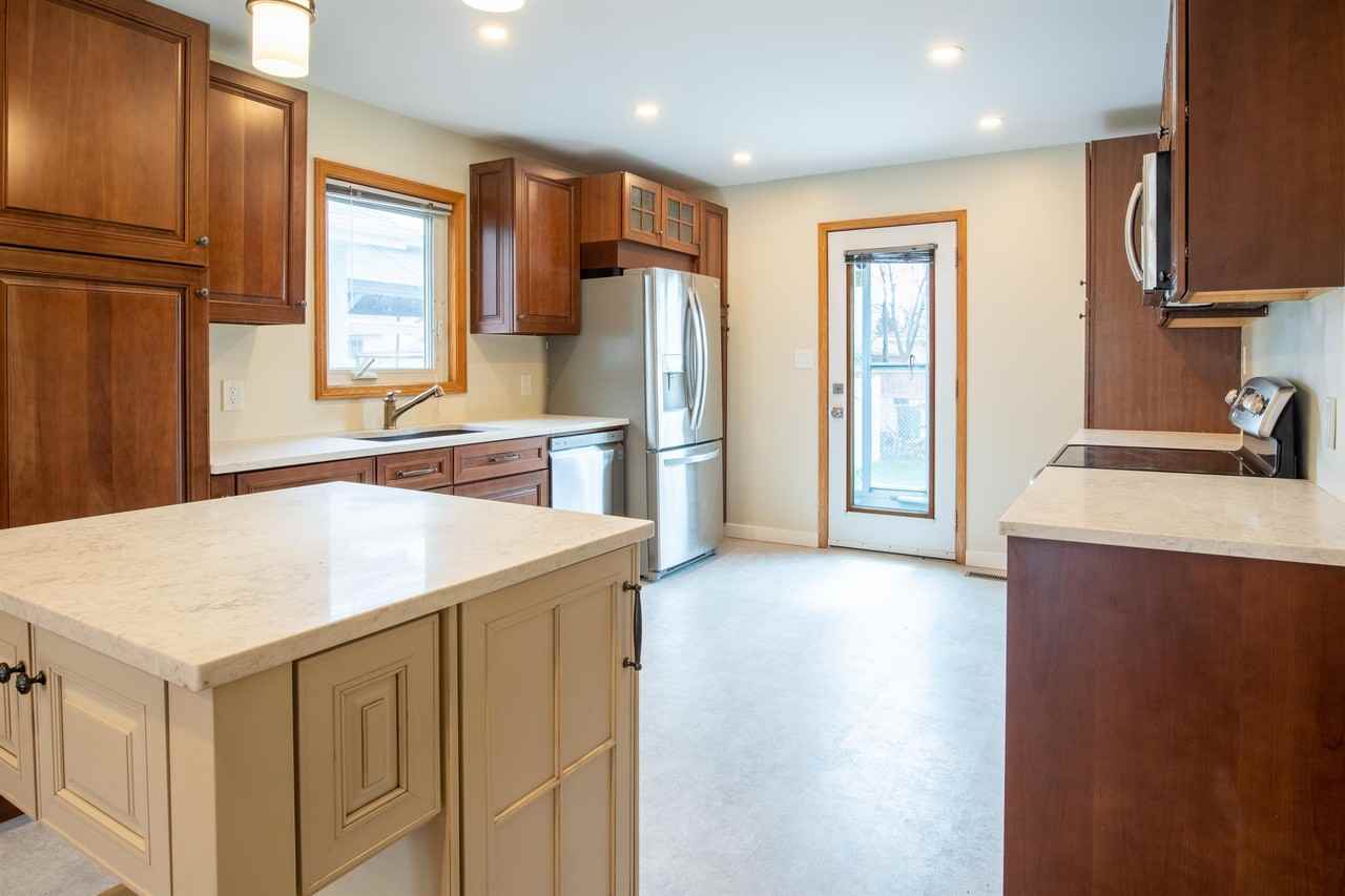 868 Kernaghan Ave #1 - Photo 2 of 8