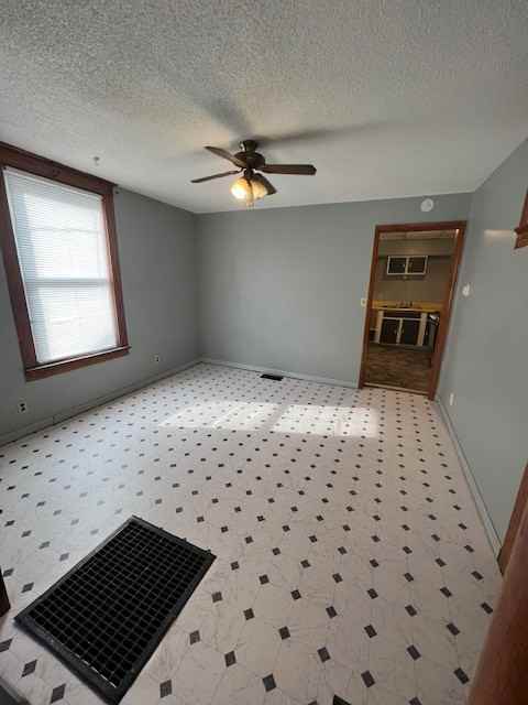 1106 White St #1 - Photo 4 of 11