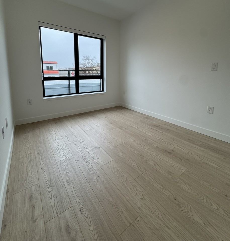 1680 East 12th Avenue #2nd Floor - Photo 7 of 20