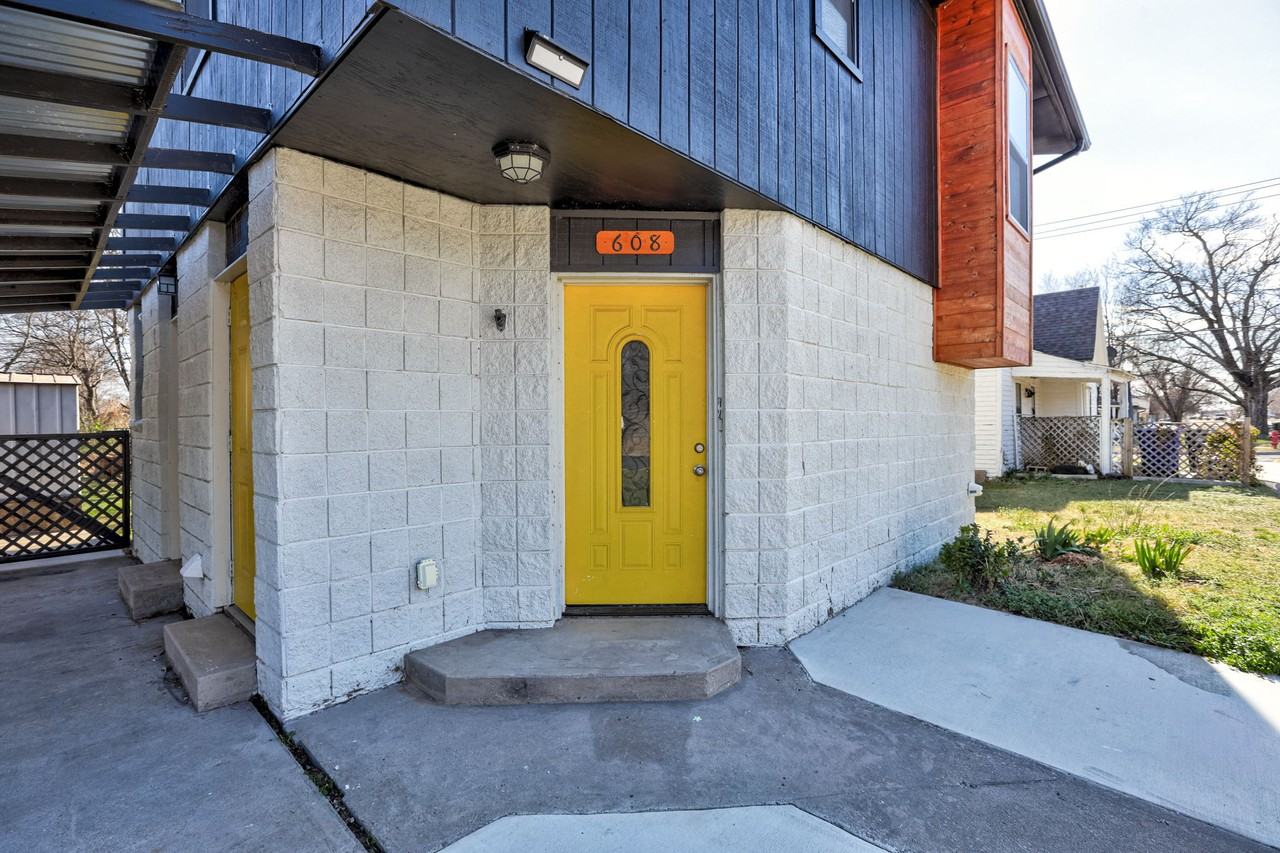 608 E Eufaula St #1 - Photo 2 of 32