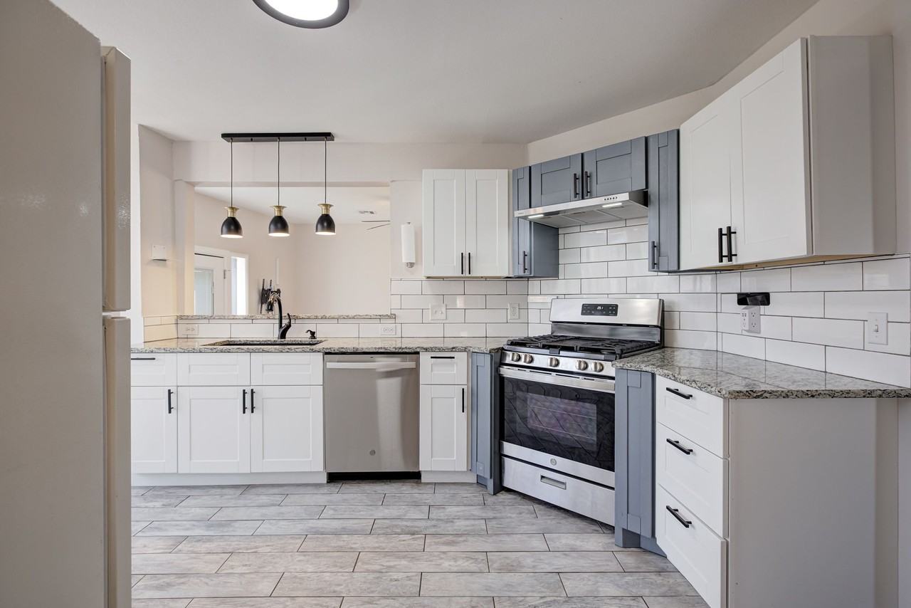 608 E Eufaula St #1 - Photo 6 of 32